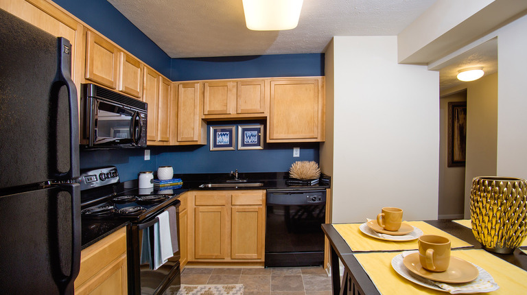 Spacious Kitchen with Breakfast Nook