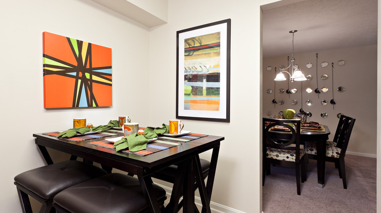 Breakfast Nook and Dining Area
